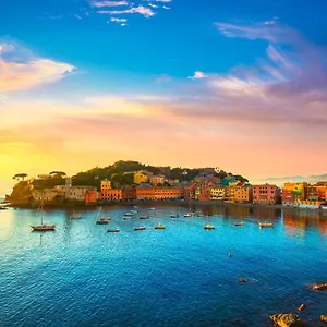 https://casa-levante-con-terrazzo-centro-citt-carruggio-e-mare.hotelitalianriviera.com