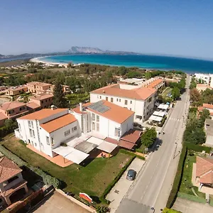 Al Faro Vintage Chic Hotel , Spiaggia La Cinta ,San Teodoro Hotel